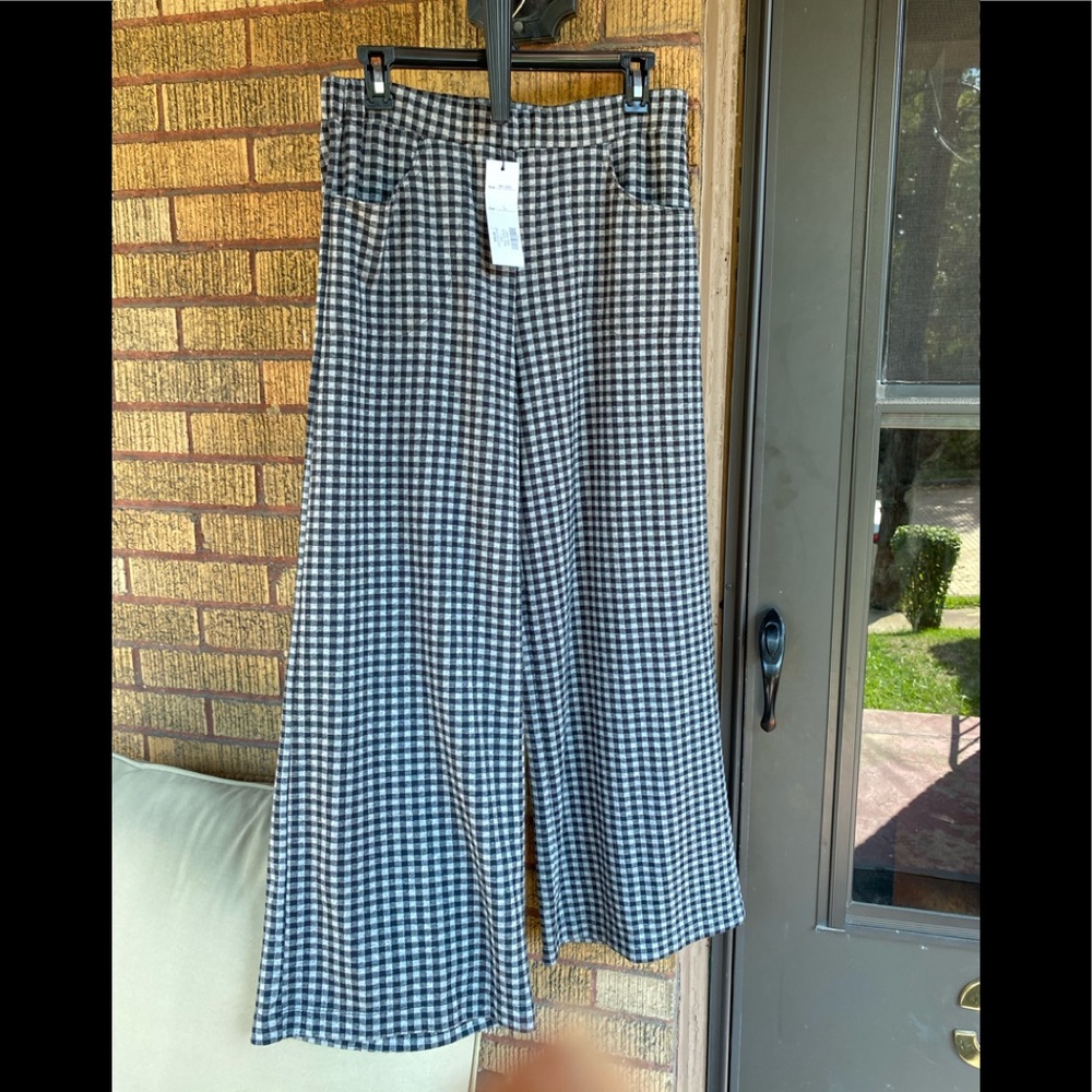 ❤️Flutter Wide Leg Grey & Black Check Pants.  Size L.